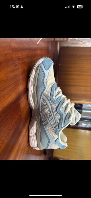 Zapatillas ASICS Azul y Blanco