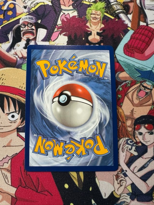 Kyurem V 048/196 Carta Pokémon