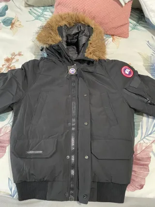Chamarra Canada Goose Negra