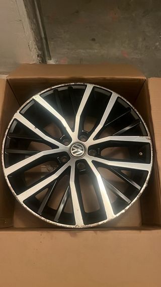 Llantas Originales 17" VW POLO GTI