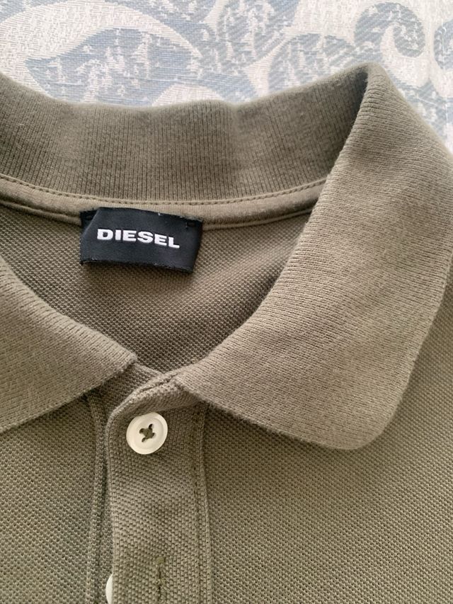 Polo Diesel verde oliva talla M manga corta
