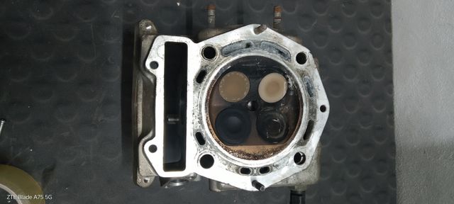 Testata con valvole Aprilia Scarabeo Atlantic 500