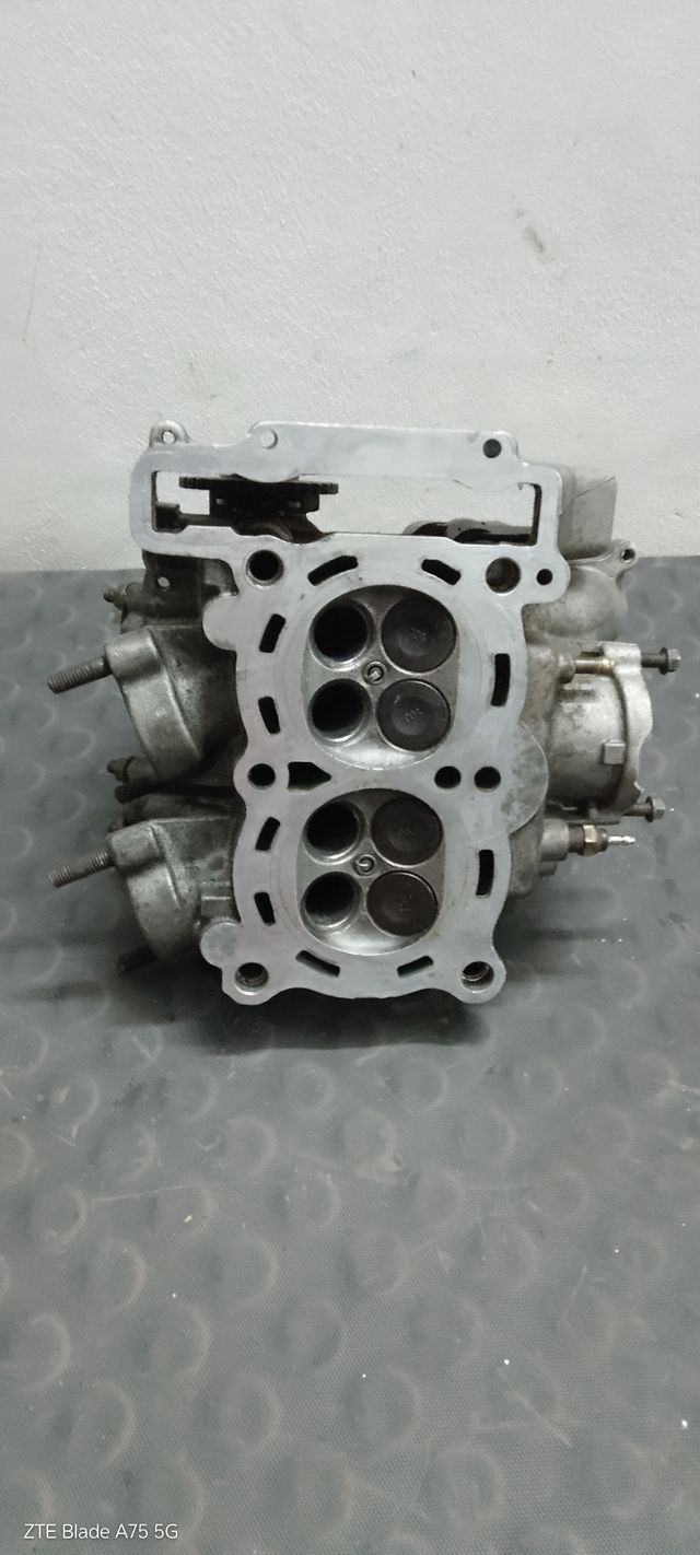 Testata con valvole Aprilia Scarabeo Atlantic 500