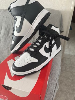 Nike Dunk High Panda