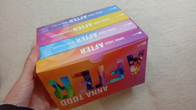 Estuche After: Incluye After, After. En mil ped...