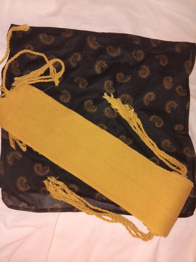 Pañuelo y fajín fallero negro y ocre