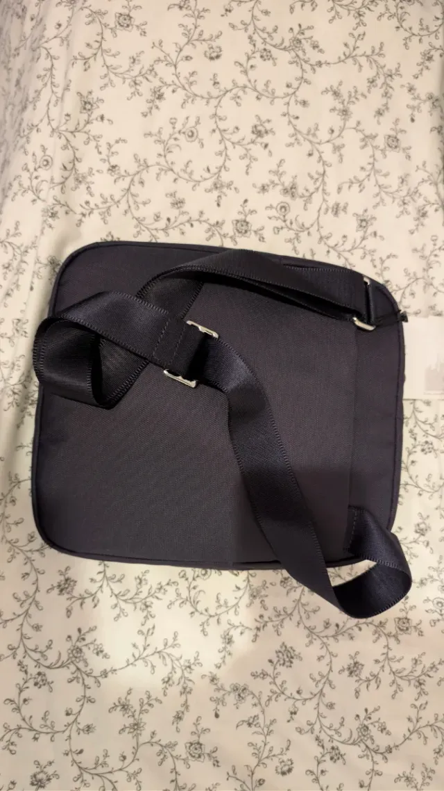Samsonite borsa tracolla nera nuova 30* 25* 8