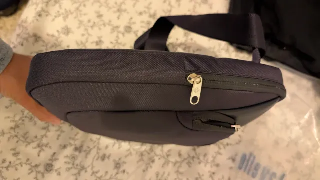 Samsonite borsa tracolla nera nuova 30* 25* 8