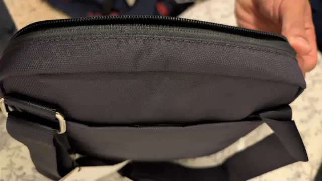 Samsonite borsa tracolla nera nuova 30* 25* 8