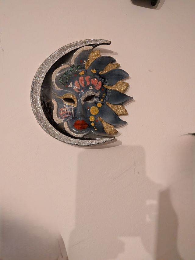 Máscara decorativa de pared