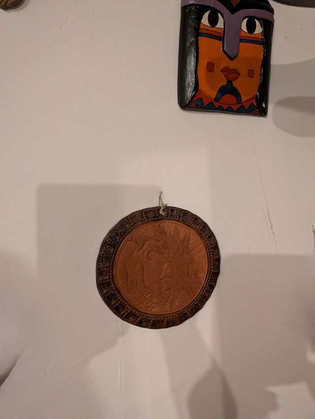 Máscara decorativa de pared