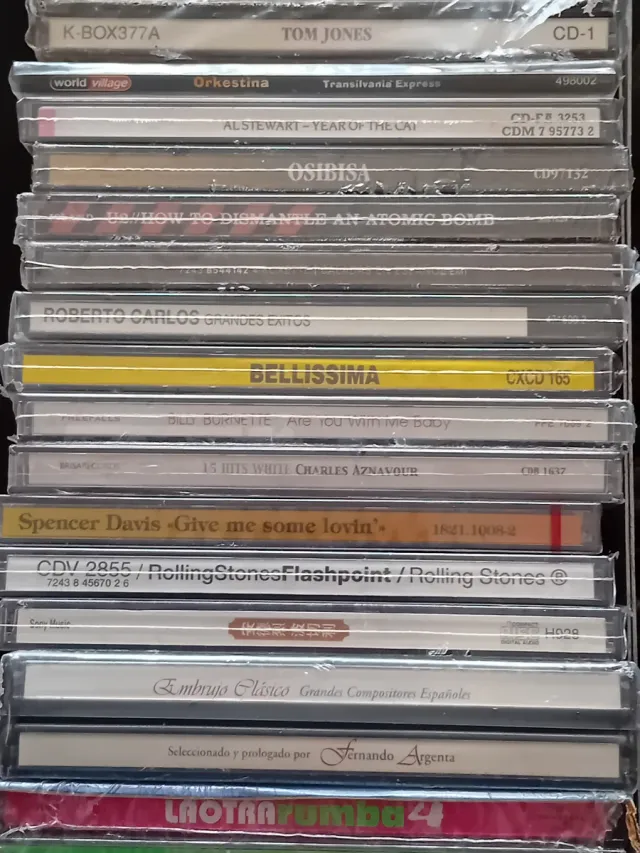 Lote 4 di 100 CD Musica Varia