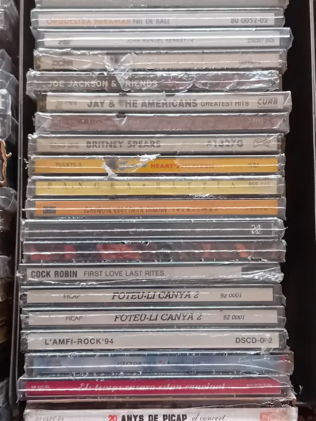 Lote 4 di 100 CD Musica Varia