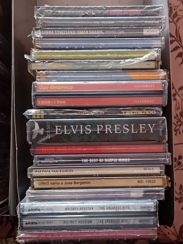 Lote 4 di 100 CD Musica Varia