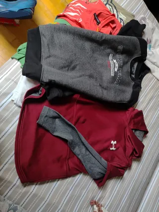 Lote Ropa Niño Verde y Rojo