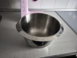 Amasadora y robot de cocina Bosch Mum5.