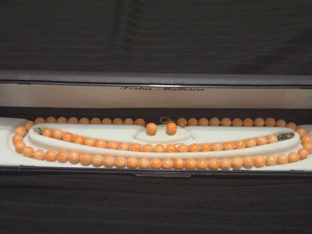 Conjunto Collar, Pulsera y Pendientes Perlas Salmó