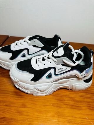 Zapatillas deportivas mujer negras y blancas
