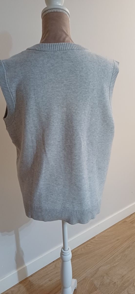 Chaleco Oysho Gris Claro