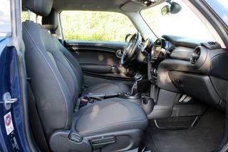 MINI MINI COOPER DIESEL AUTOMATICO MODELO 17