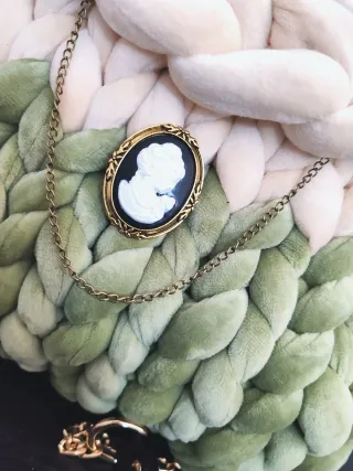 Chunky a mano e tracolla bicolore verde e beige