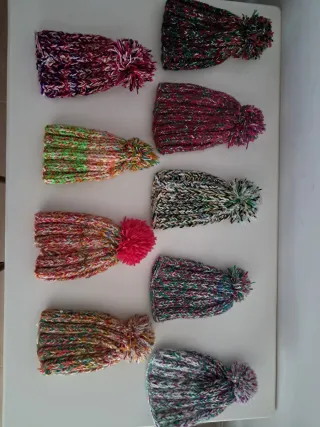 Gorros de lana hechos a mano