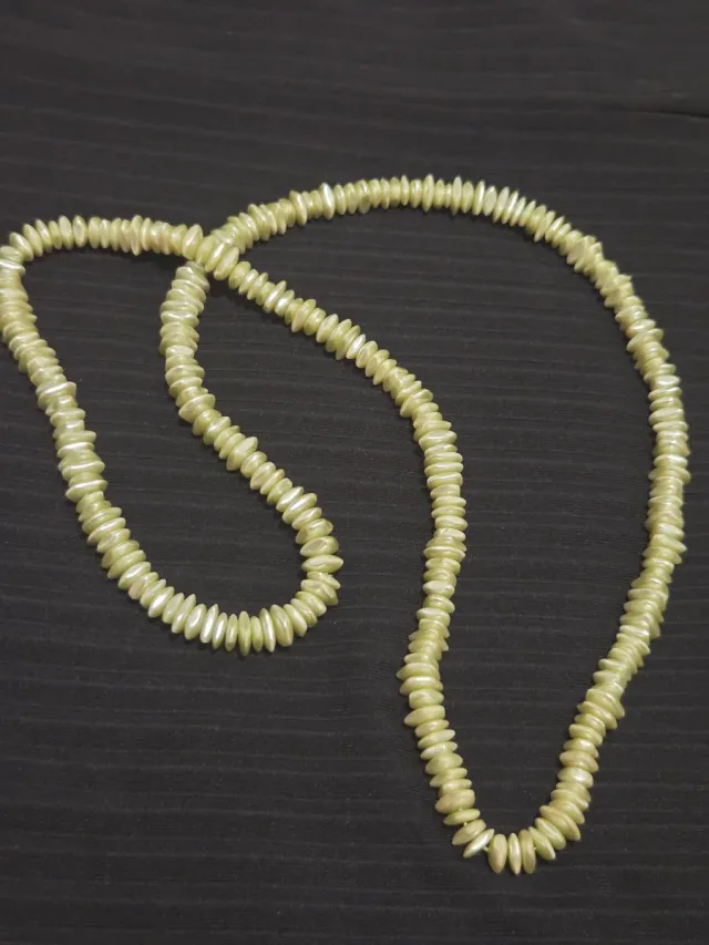 Collar largo de cuentas
