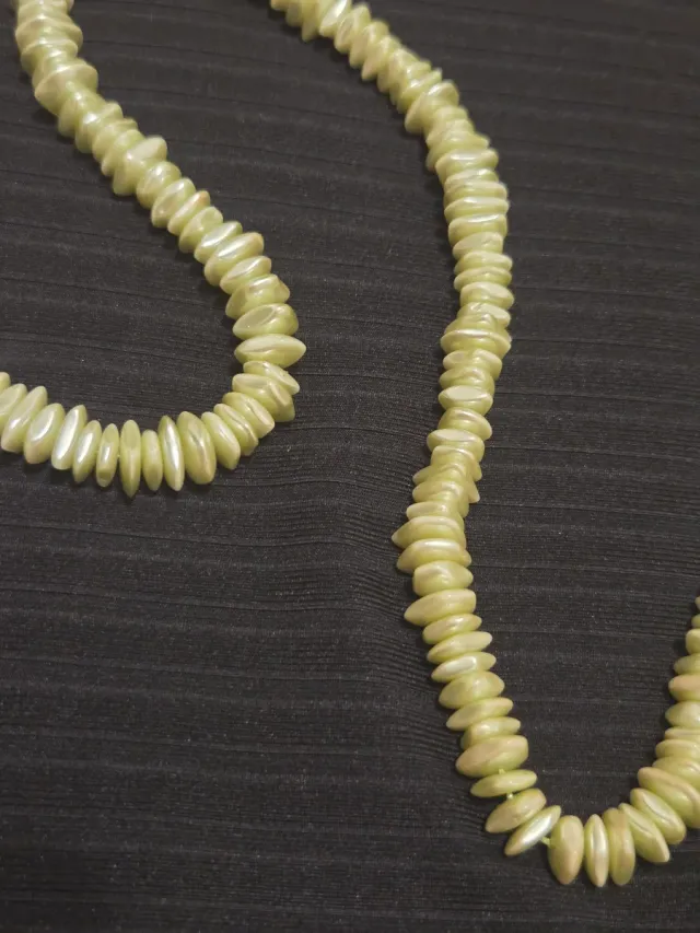 Collar largo de cuentas
