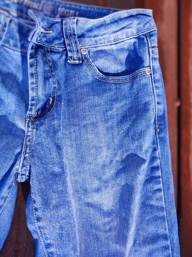 Vaqueros desgastados azules