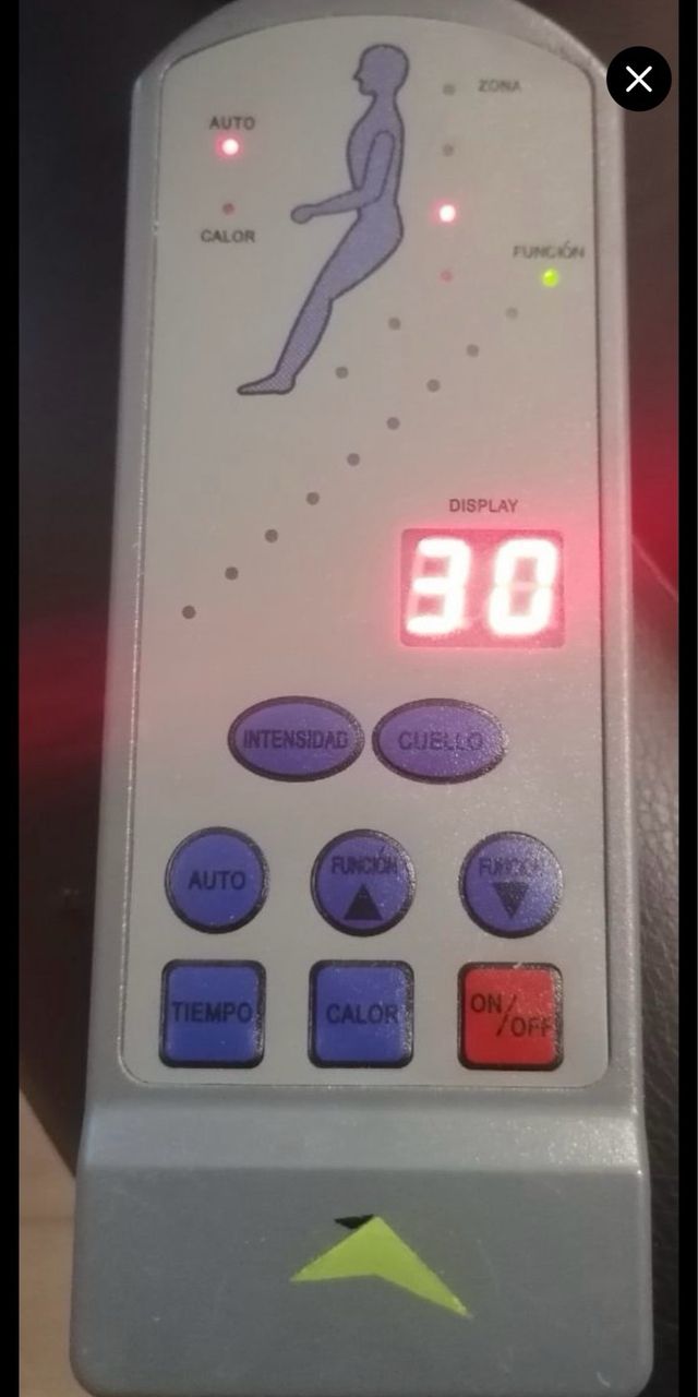 Sofá polipiel de masajes y reclinable