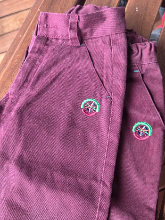Pantalón escolar Greenwich Talla 2