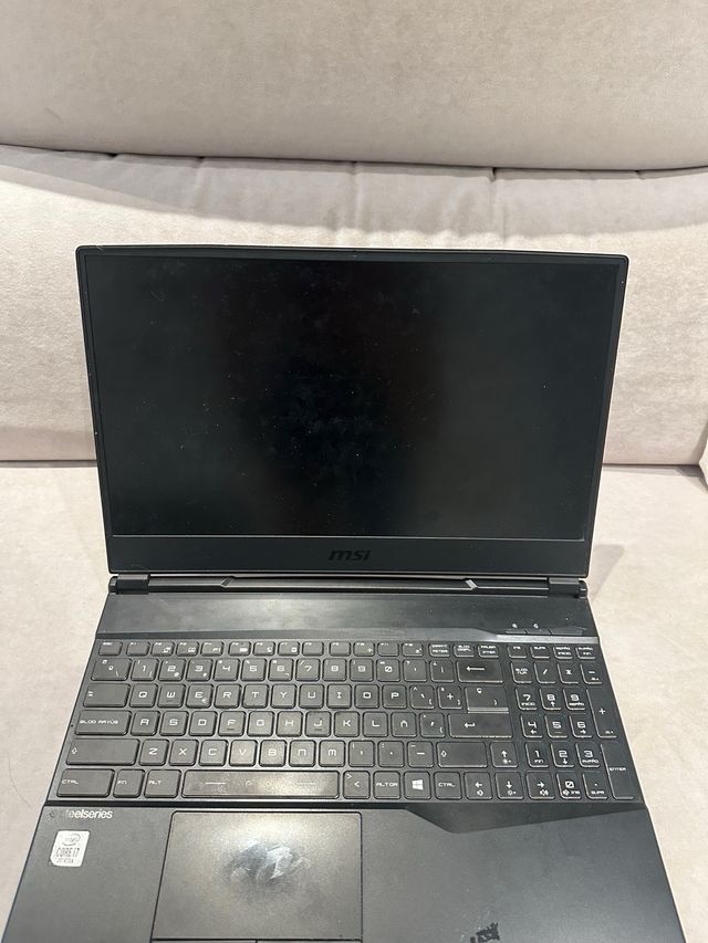 MSI GL65 Leopard Portátil Gaming