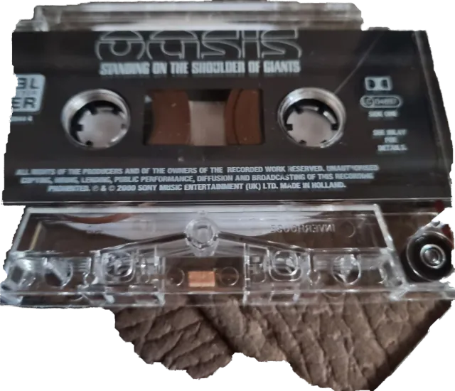 Oasis Standing on the Shoulder of Giants Cassette