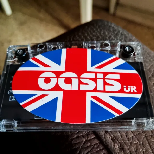 Oasis Standing on the Shoulder of Giants Cassette