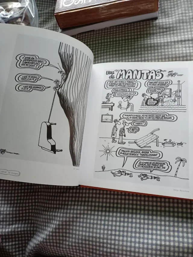 El libro de los 50 años de Forges (Ed. Espasa)