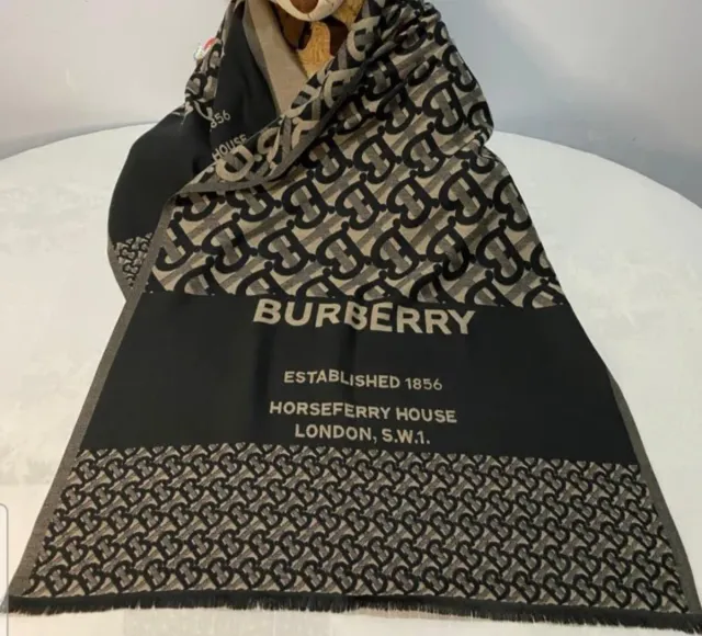 Bufanda Burberry Beige y Negra