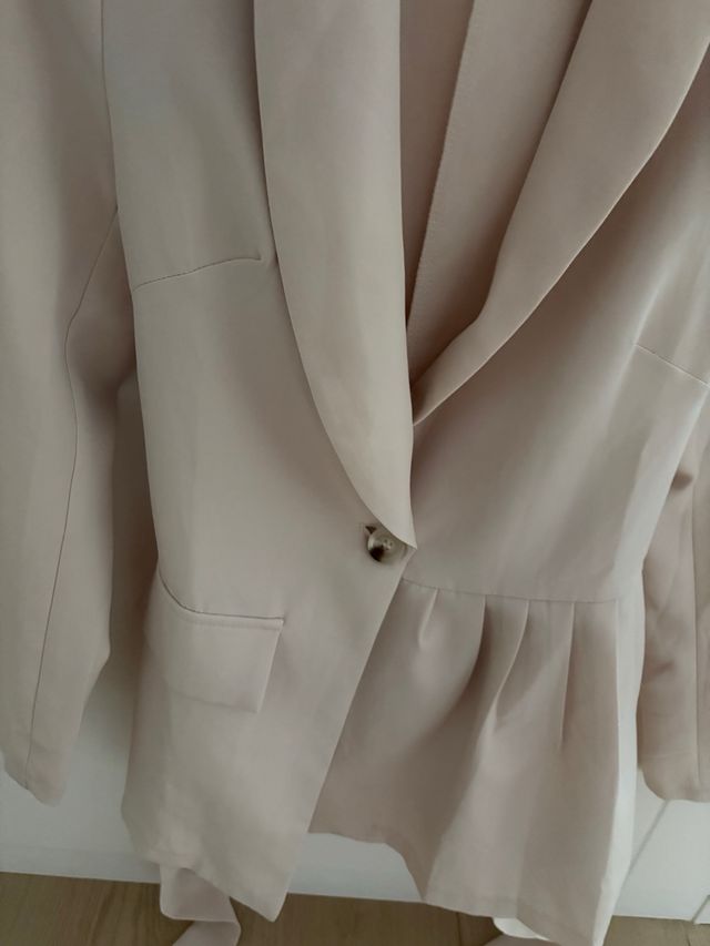 Chaqueta rosa elegante