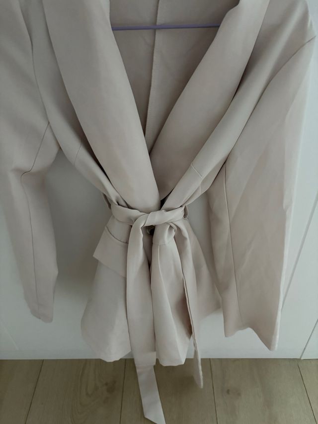 Chaqueta rosa elegante