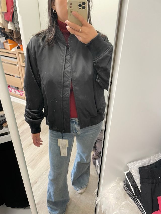 Chaqueta Bomber Uniqlo x C Negra