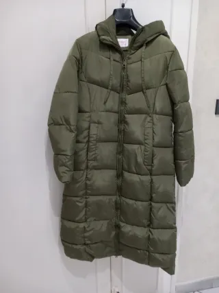 Piumino lungo GUINEY verde oliva