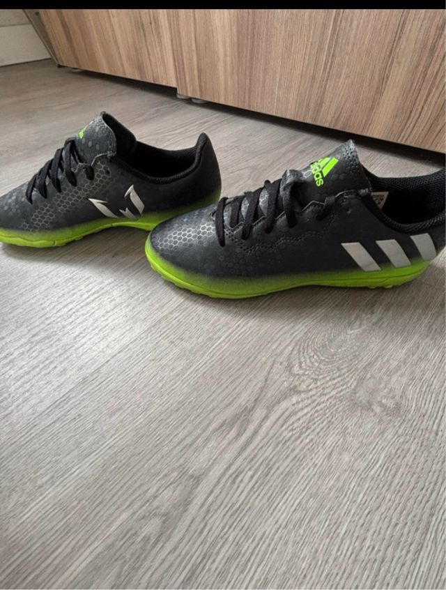 Scarpe da calcio Messi Adidas Taglia 36