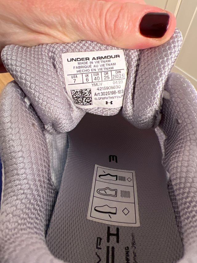 Under Armour Talla 40 Gris Blanco