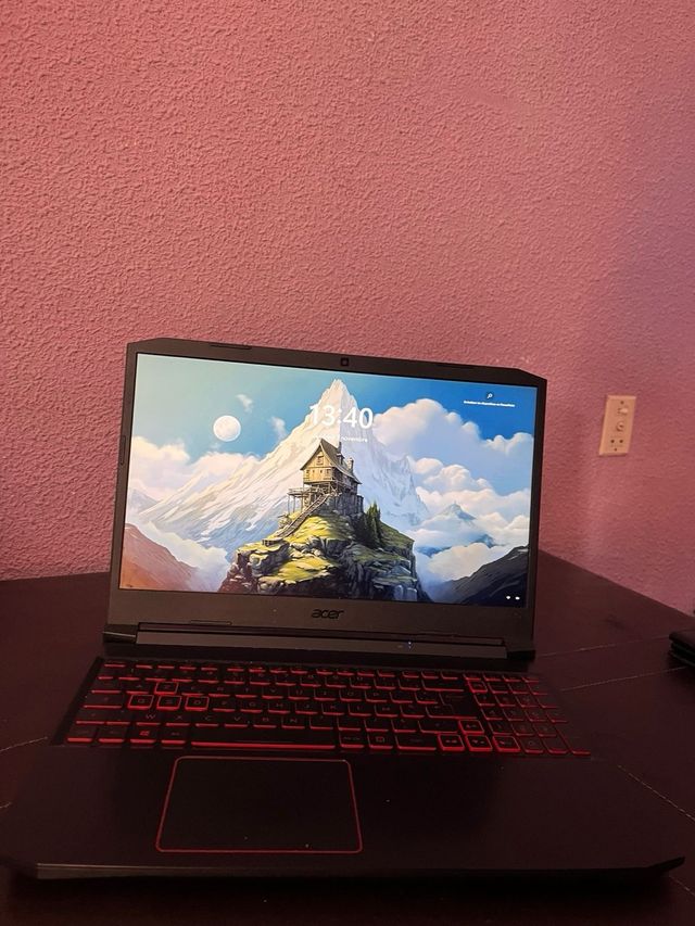 Ordenador Acer Negro