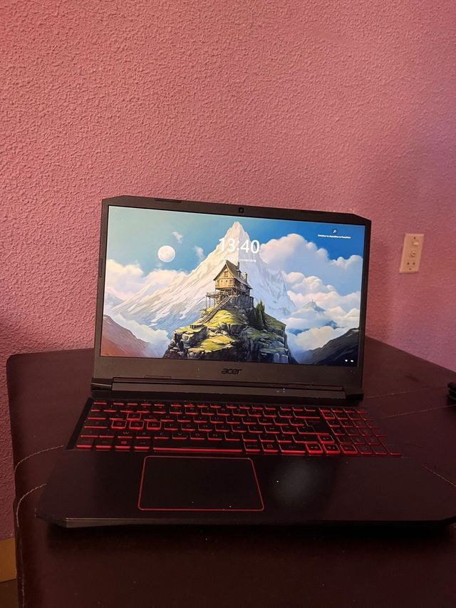 Ordenador Acer Negro