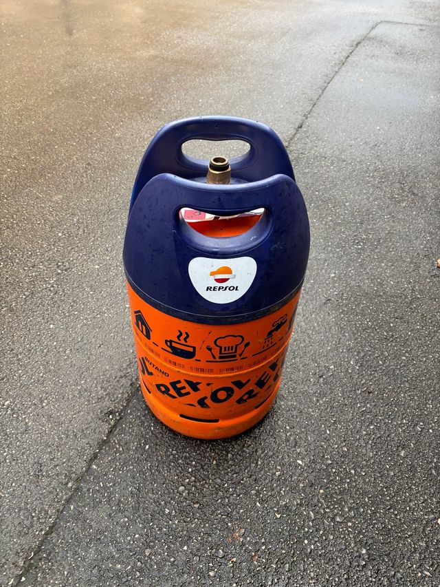 Casco protector bombona Repsol