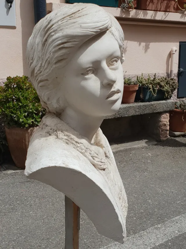 2 sculture gesso antiche bambine