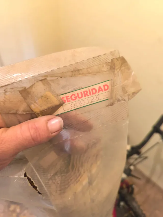 Persiana exterior de madera enrollable