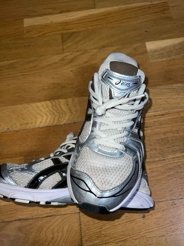 Asics Gel Kayano 14 Plata/Blanco