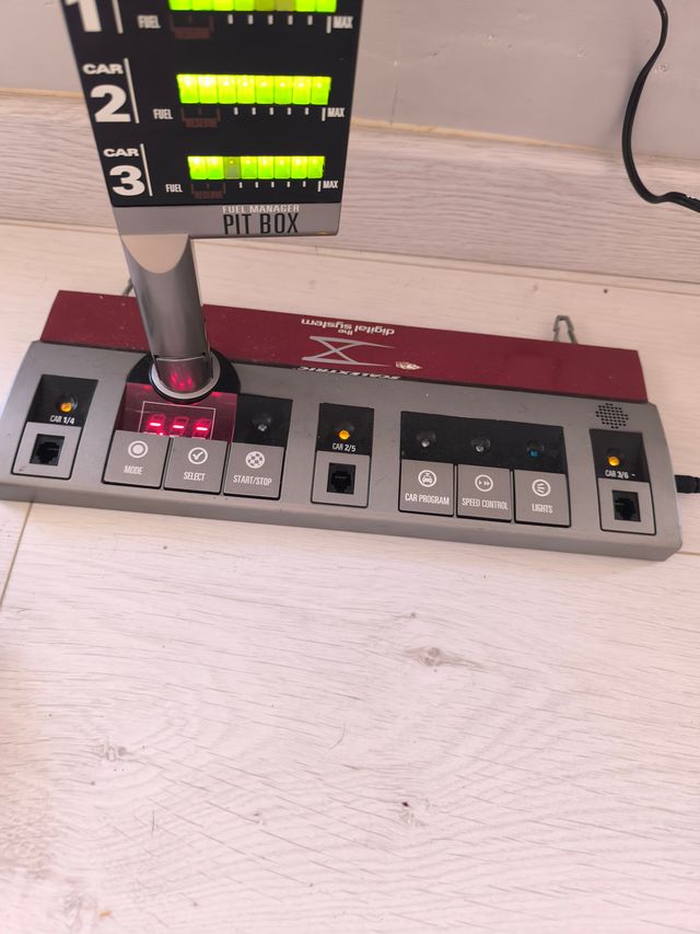 Scalextric Digital System Pit Box