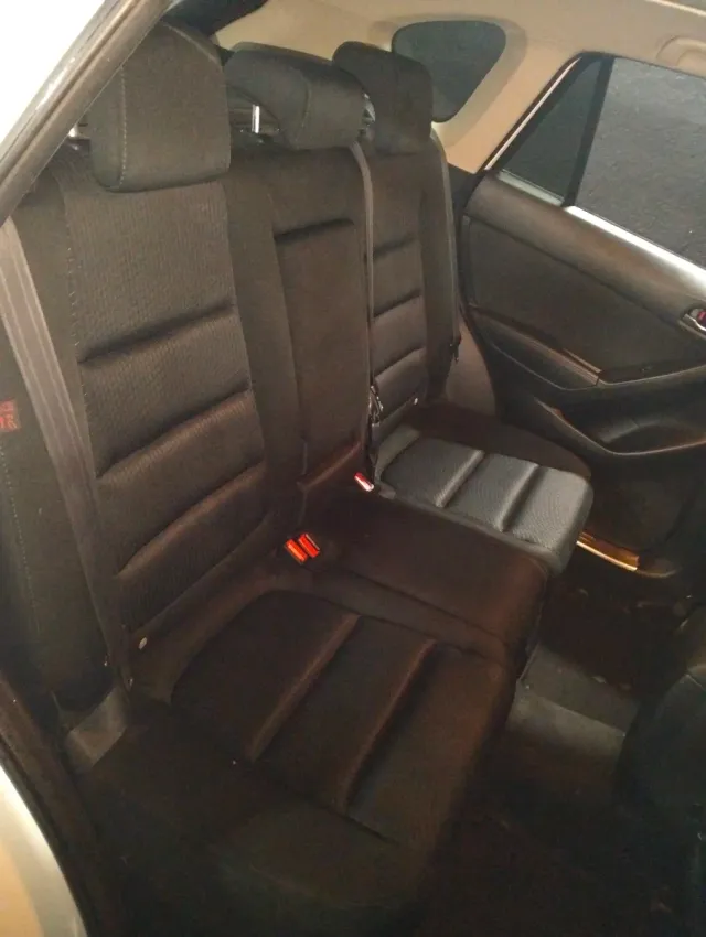 Mazda CX-5 año 2014 con 193000 km